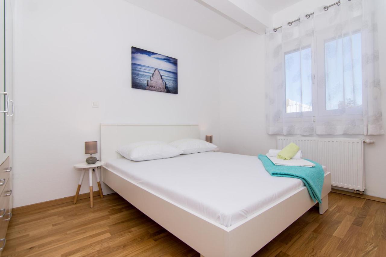 Apartments Ploka Trogir Exterior foto